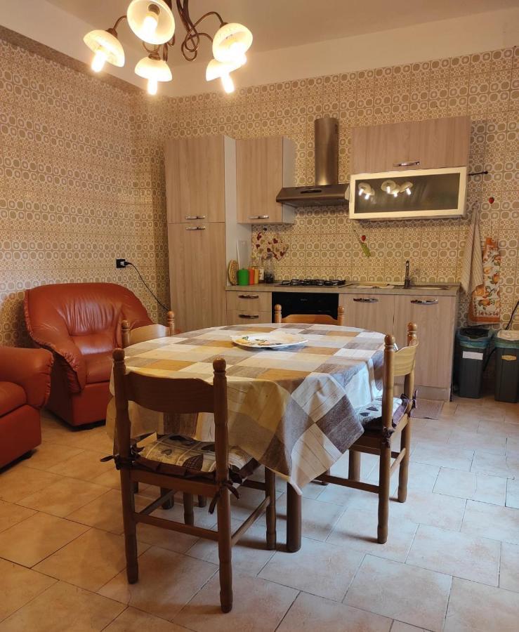Casa Vacanza Di Maggio Apartment Cinisi Luaran gambar