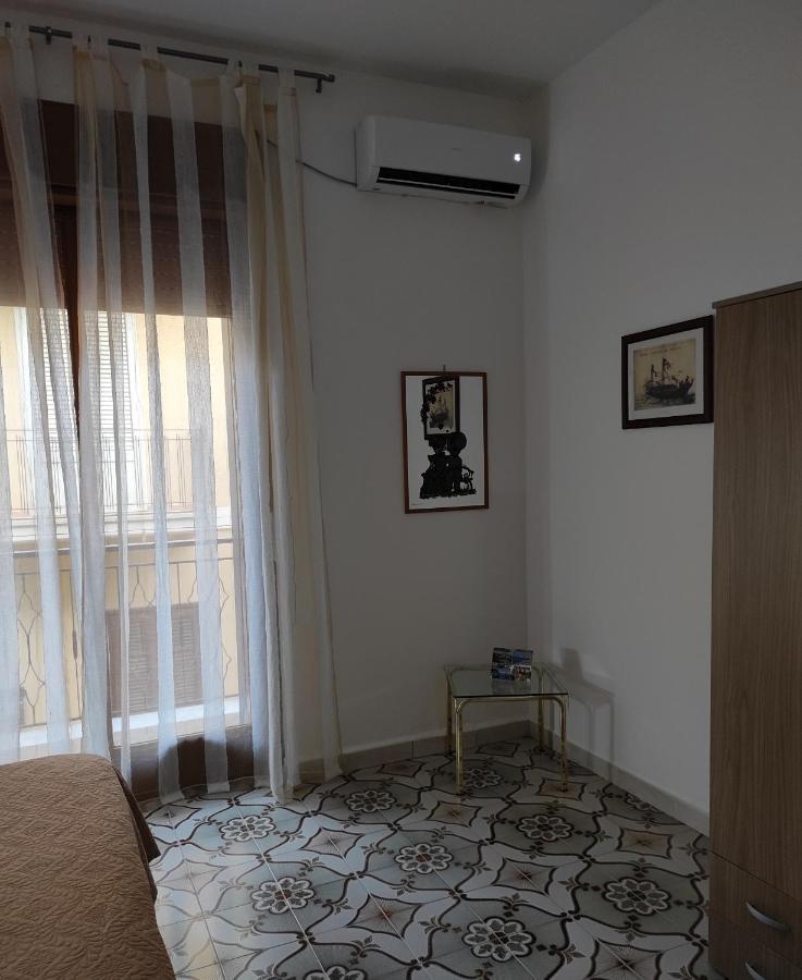 Casa Vacanza Di Maggio Apartment Cinisi Luaran gambar